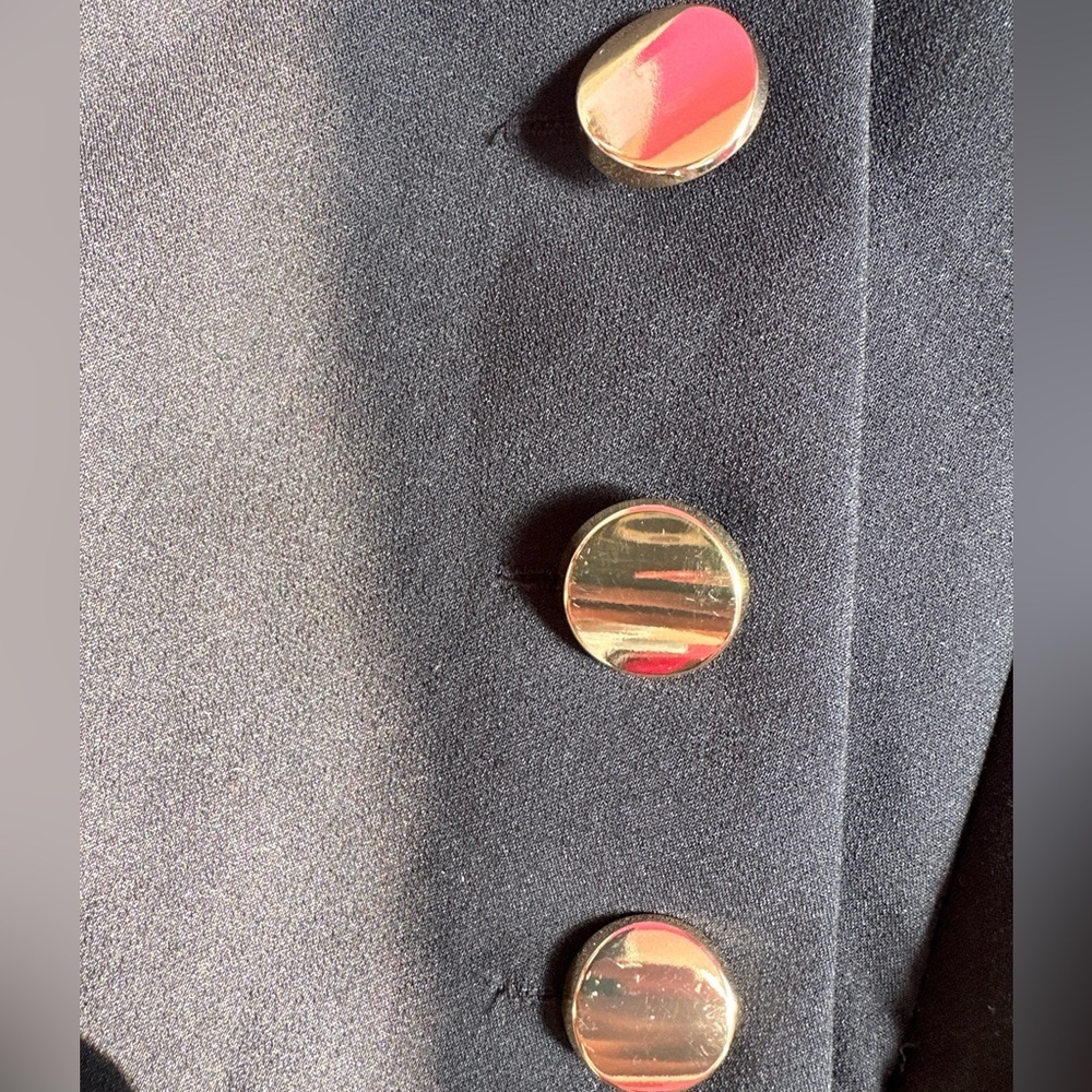 Zara Elegant High Waisted Black Short with Gold Buttons - Picture 5 of 7